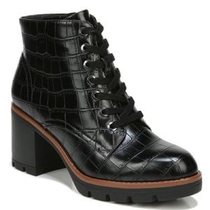 Naturalizer Madalynn Boots in Croc Print